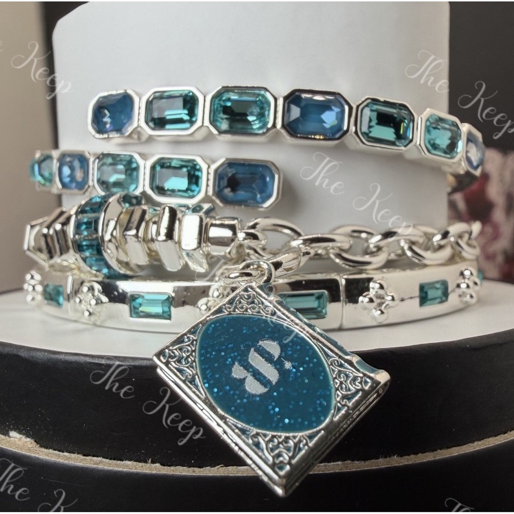 Bomb Party Halloween 26 Stack University Jewels Book Charm ST39635 Silver Blue - Picture 2 of 5